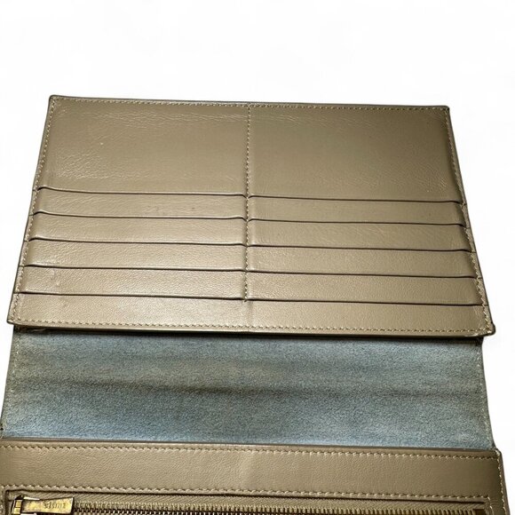 CELINE Grained Calfskin Large Multifunction Bi-Fold Wallet - Picture 8 of 16